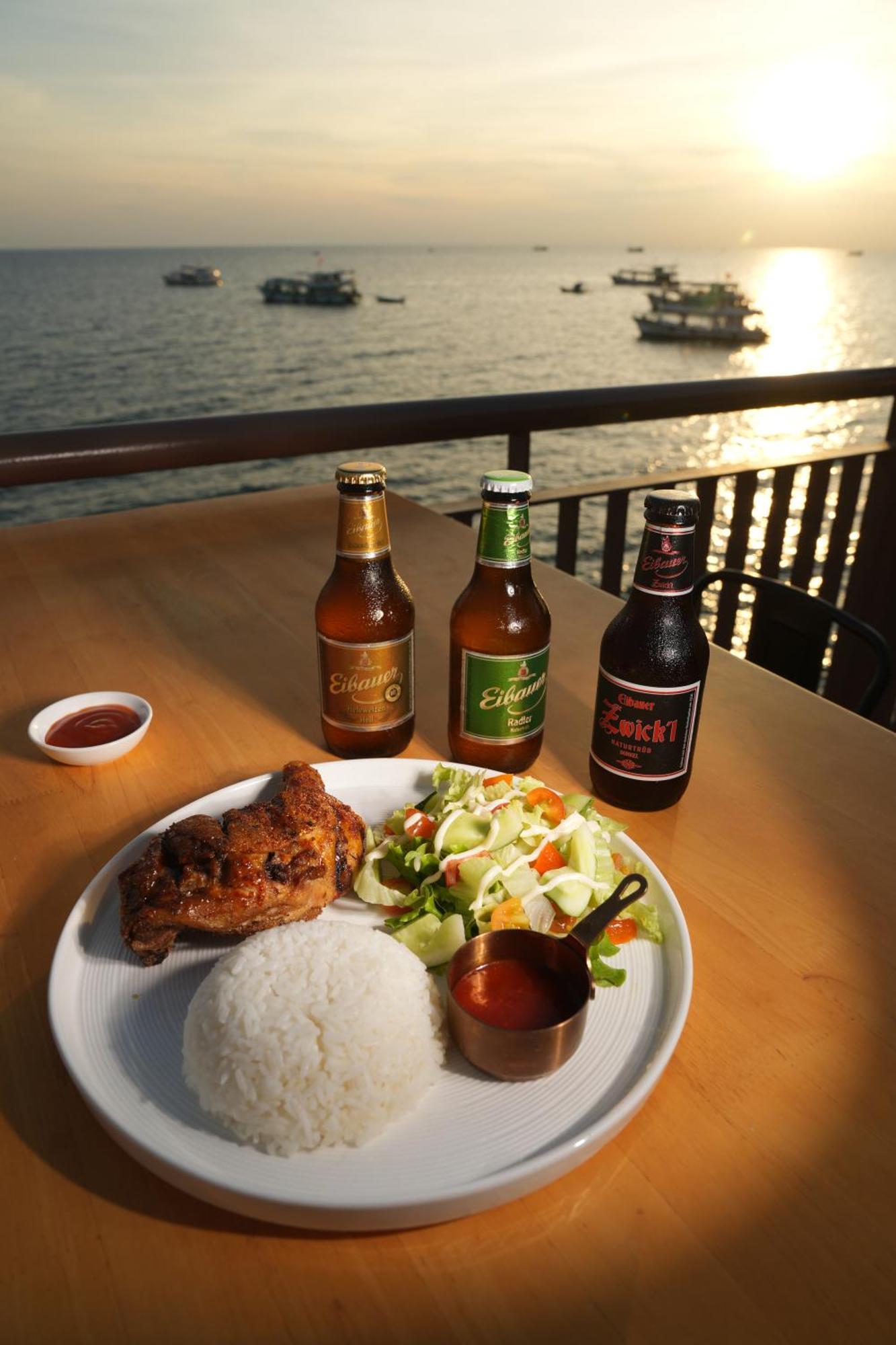 Sunset Sorrento Phu Quoc Aparthotel Екстериор снимка