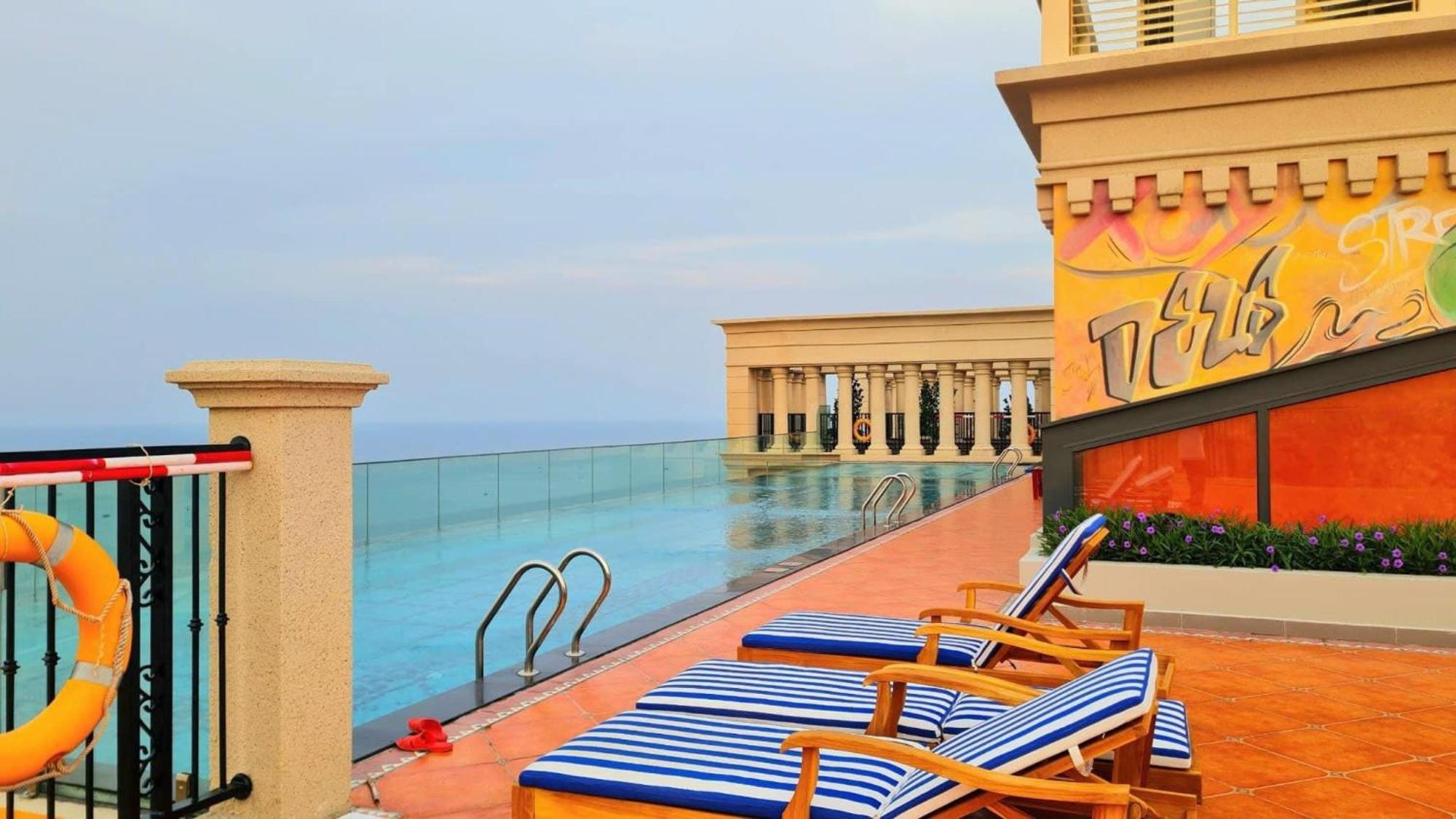 Sunset Sorrento Phu Quoc Aparthotel Екстериор снимка