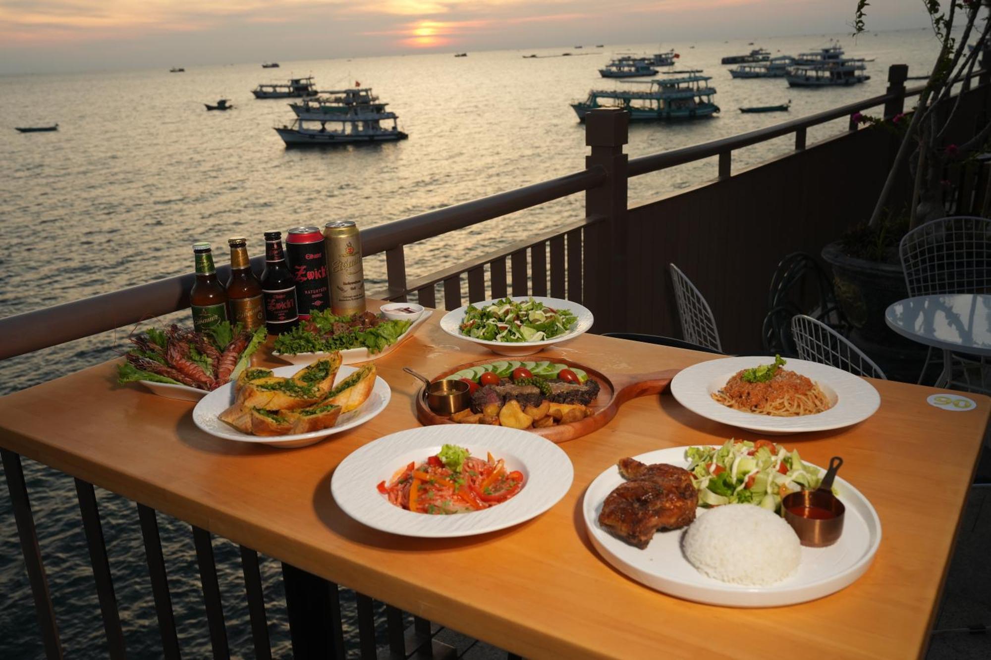 Sunset Sorrento Phu Quoc Aparthotel Екстериор снимка