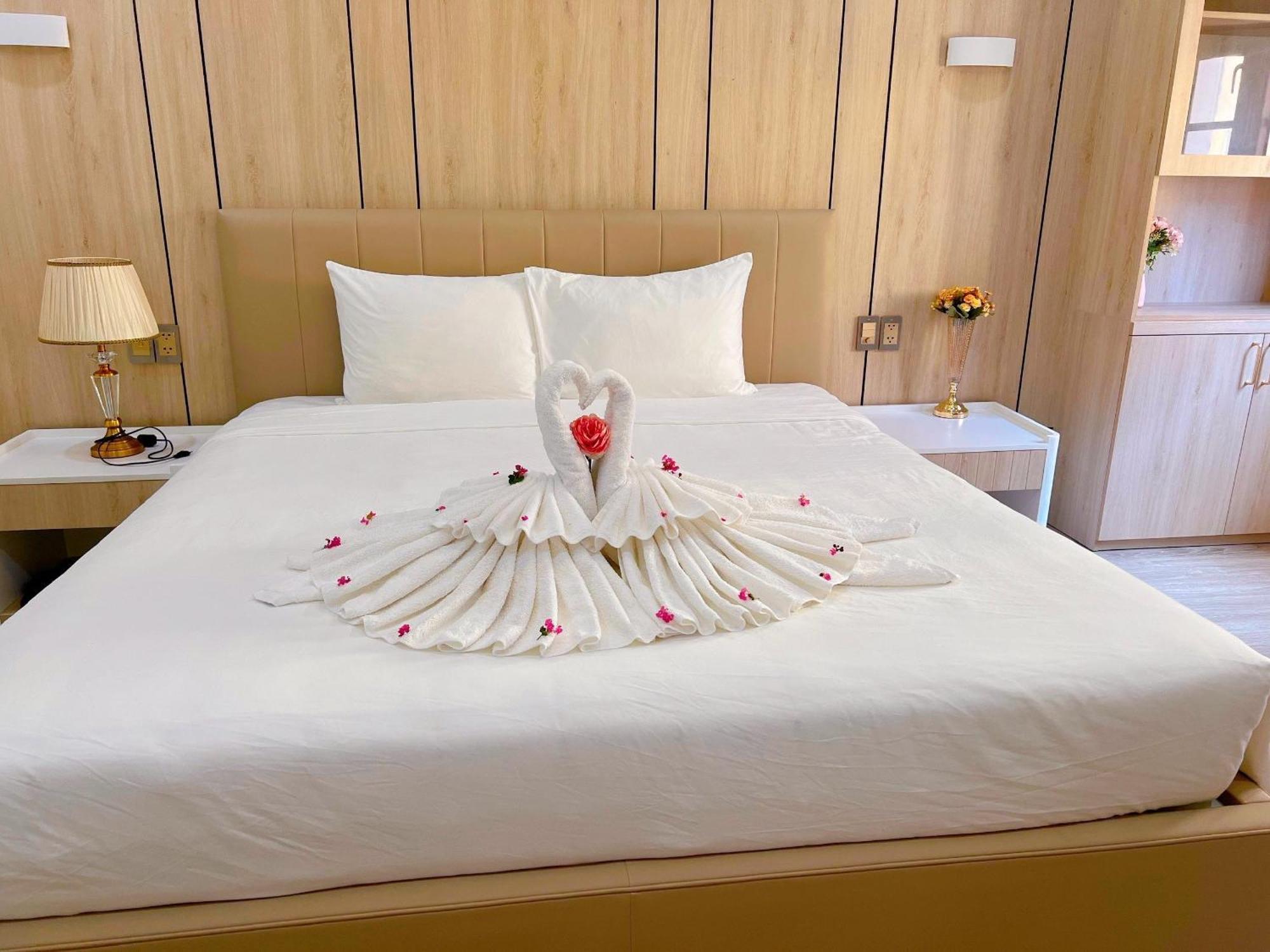 Sunset Sorrento Phu Quoc Aparthotel Екстериор снимка
